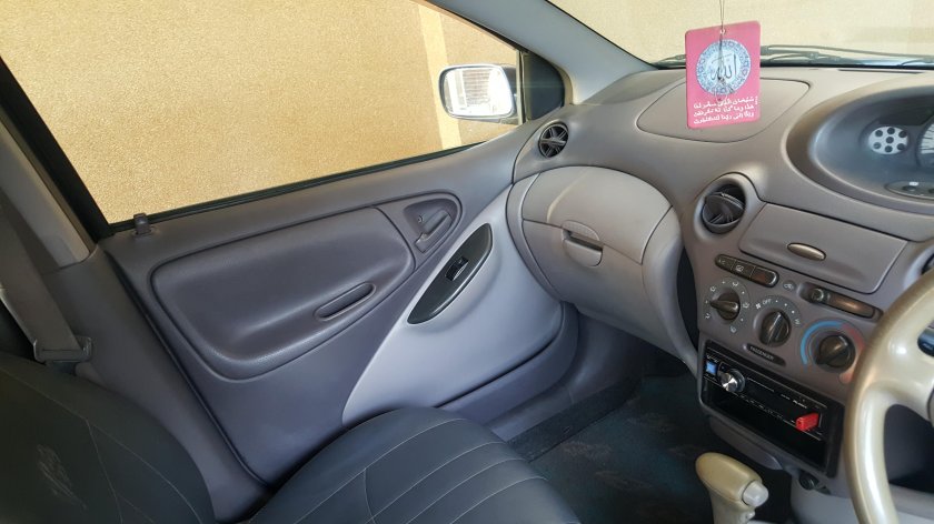 Toyota Echo 2001 салон