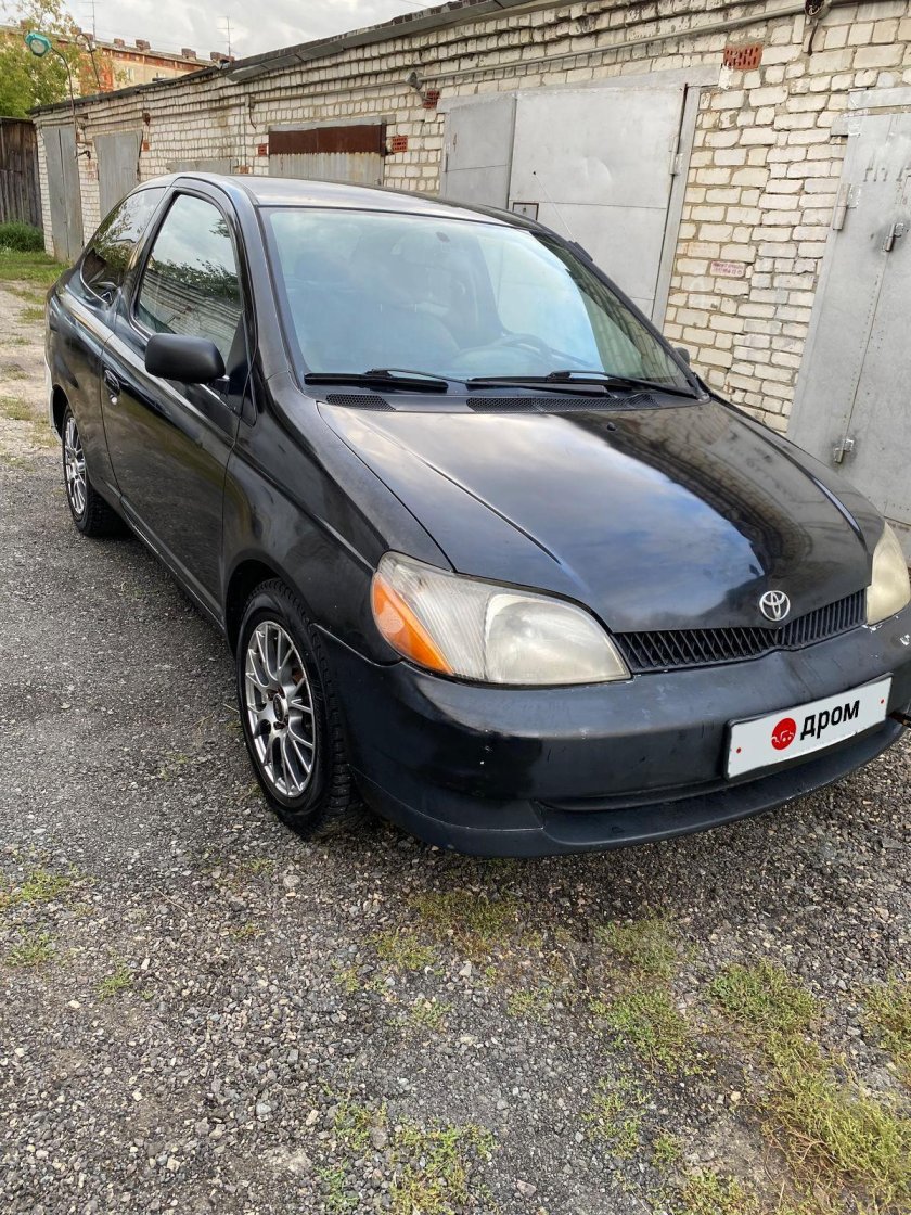 Toyota Echo 2001