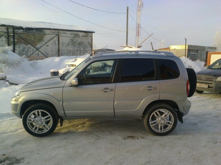 Chevrolet Niva r18 Патриот