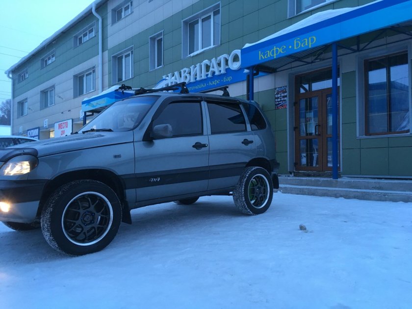 Нива Шевроле r17