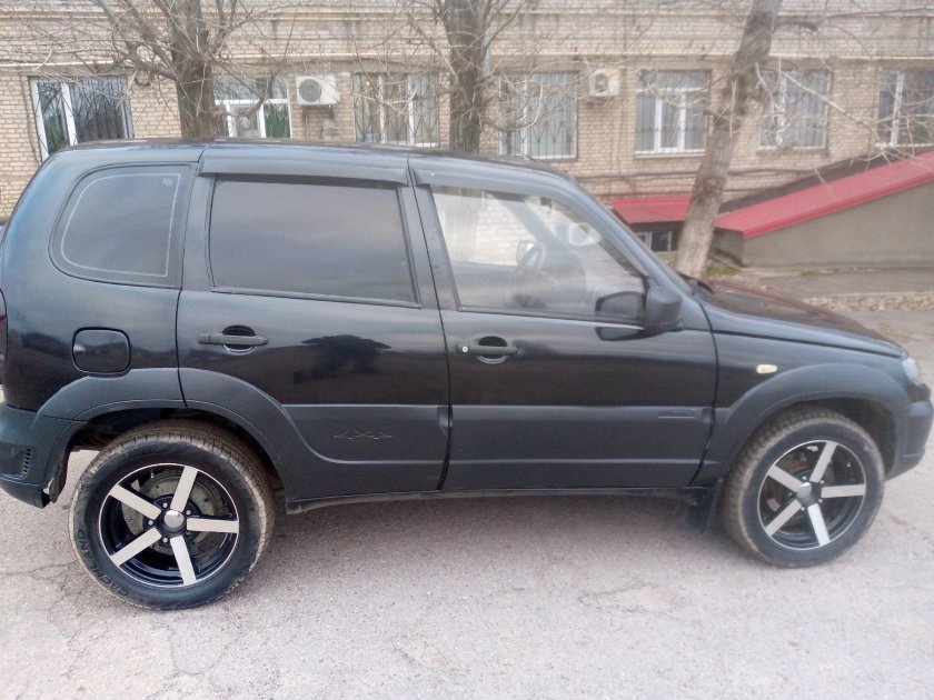 Нива Шевроле r17