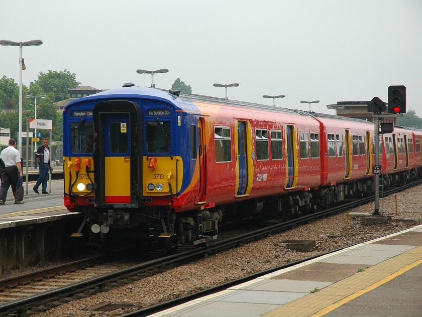 British Rail class 483