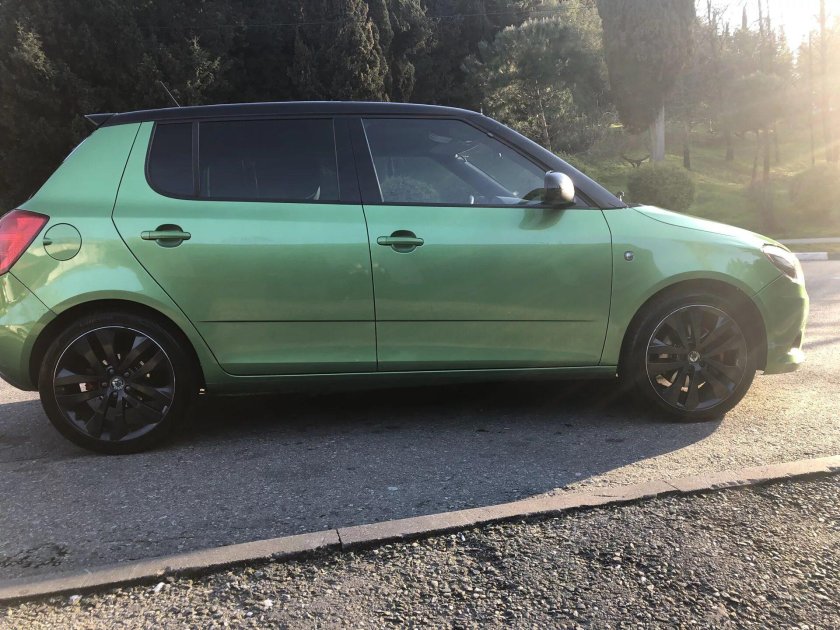 Skoda Fabia r17