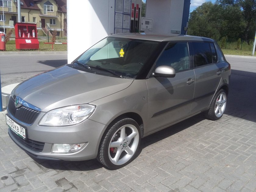 Skoda Fabia 2 r17