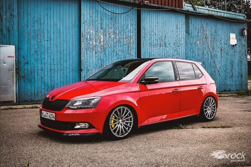 Skoda Fabia на 17 дисках