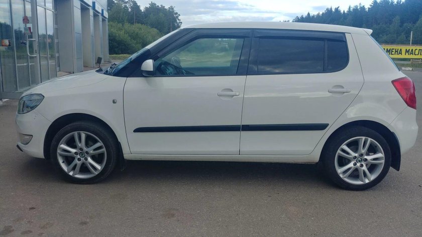 Шкода фабия 2011