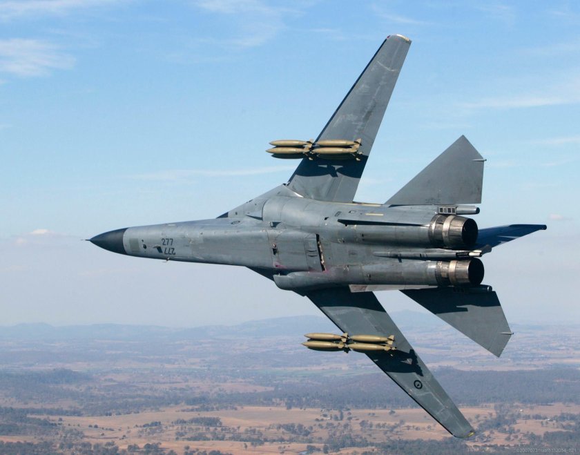 General Dynamics f-111