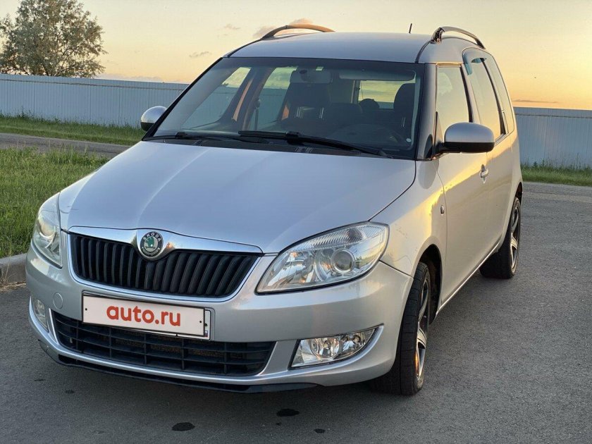 Шкода компактвэн румстер
