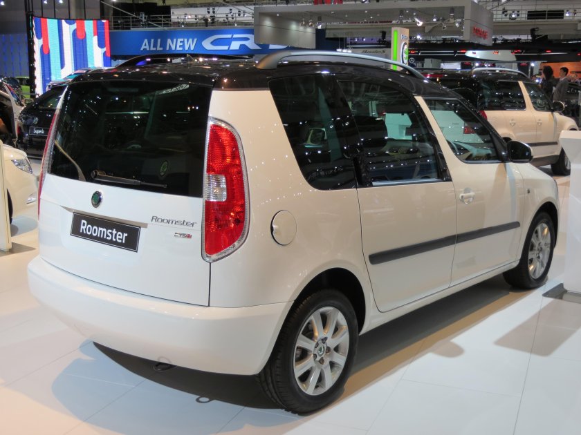 Шкода Roomster 2012