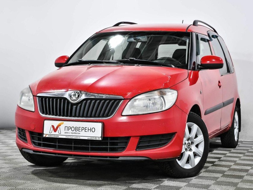 Шкода минивеном