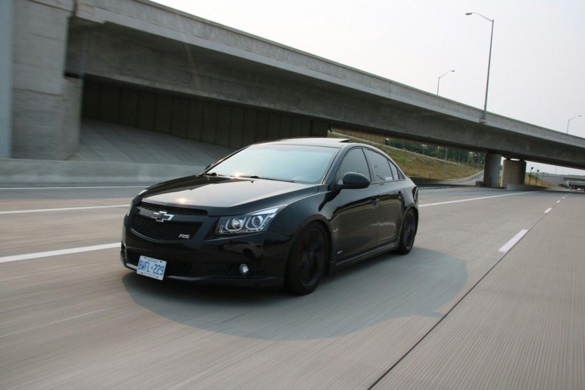 Шевроле Круз черный