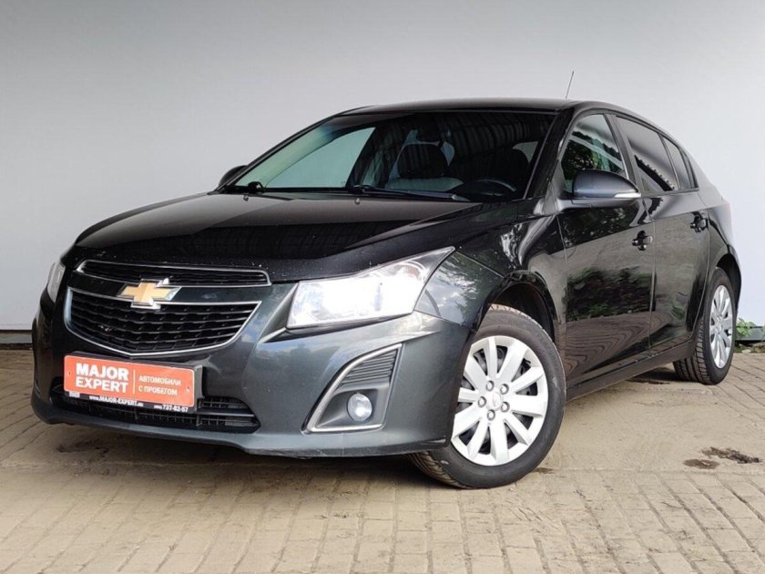 Шевроле Круз темно коричневая
