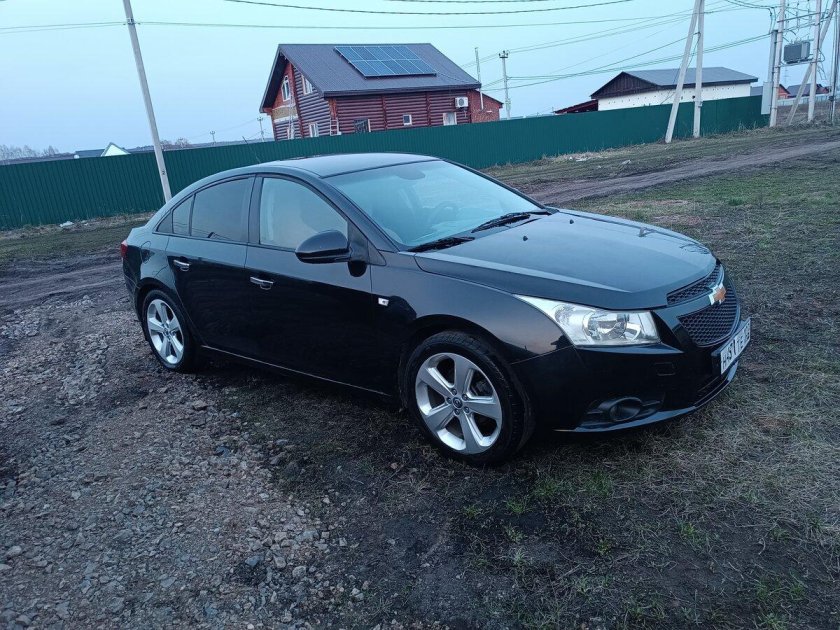 Chevrolet cruze 2013 черный