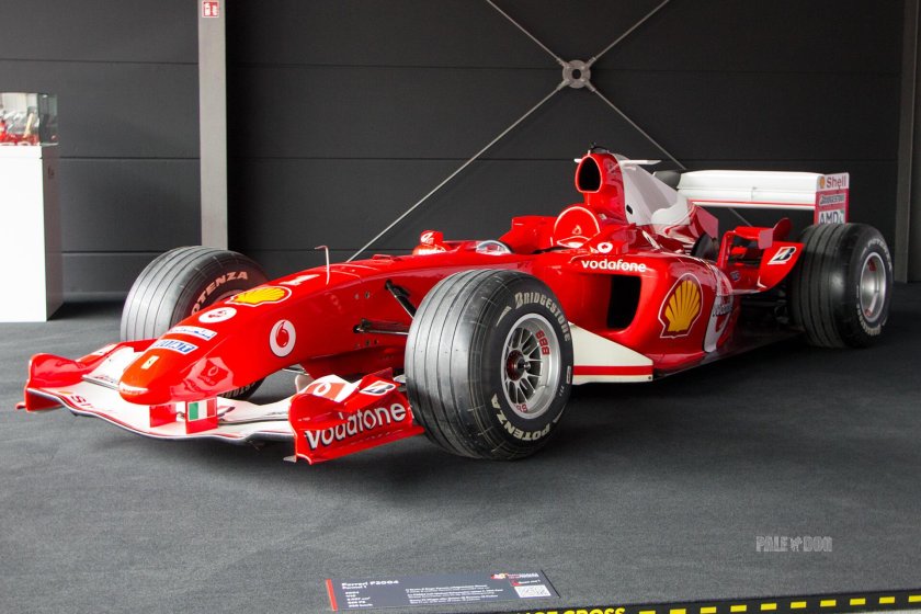 Ferrari f2004 михаэля шумахера