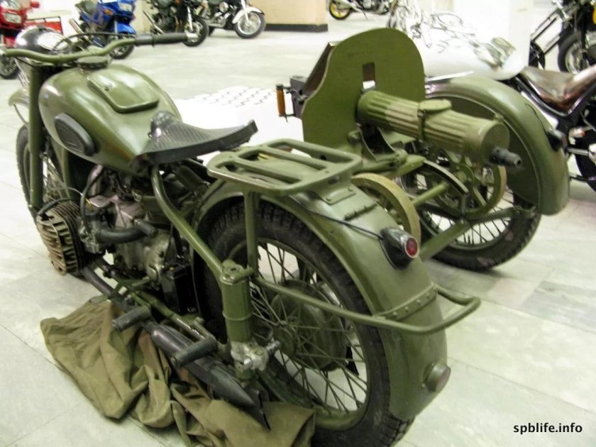 Военный мотоцикл Урал м72