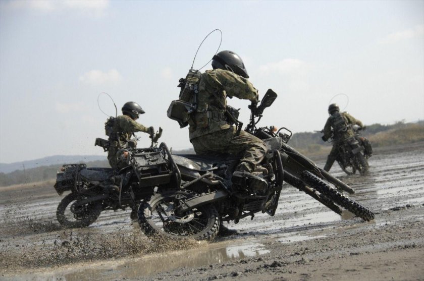 M1030 военный мотоцикл