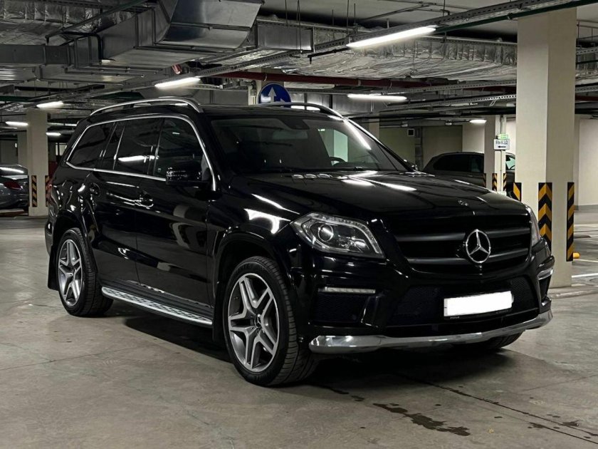 Mercedes Benz gl 63 AMG