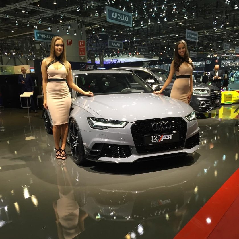Девушки Женевского автосалона
