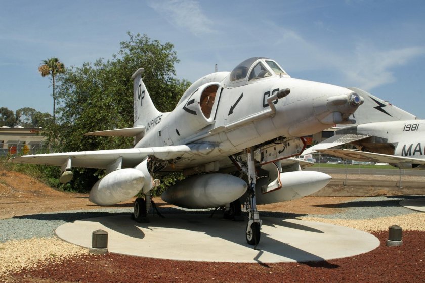 Douglas a-4 Skyhawk вооружение