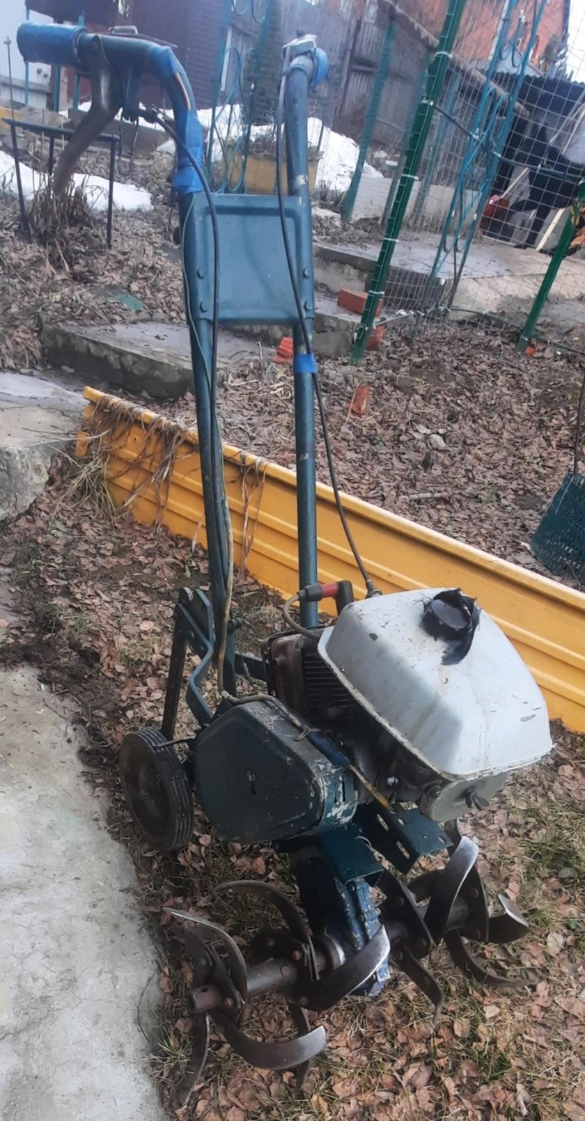 Культиватор крот