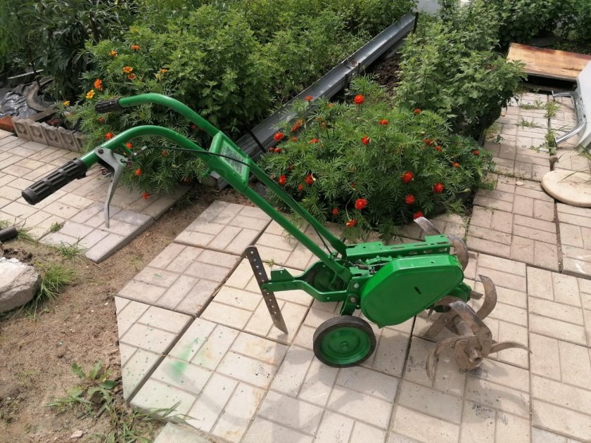 Мотоблок культиватор