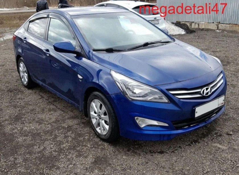 Hyundai Solaris 2015 синий