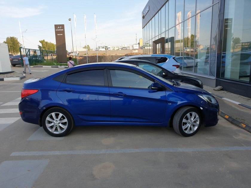 Hyundai Solaris 2013