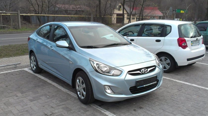 Hyundai Accent 2012