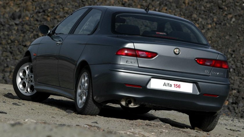 Alfa Romeo 156