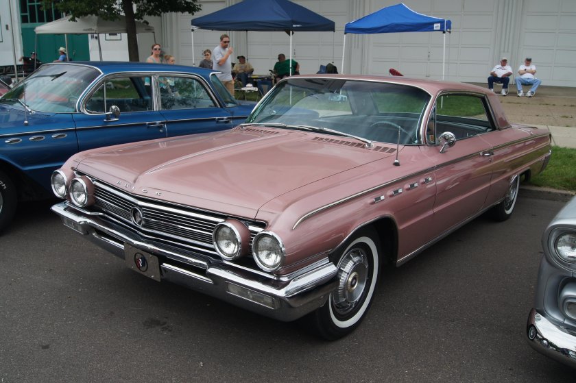 Buick Electra 225