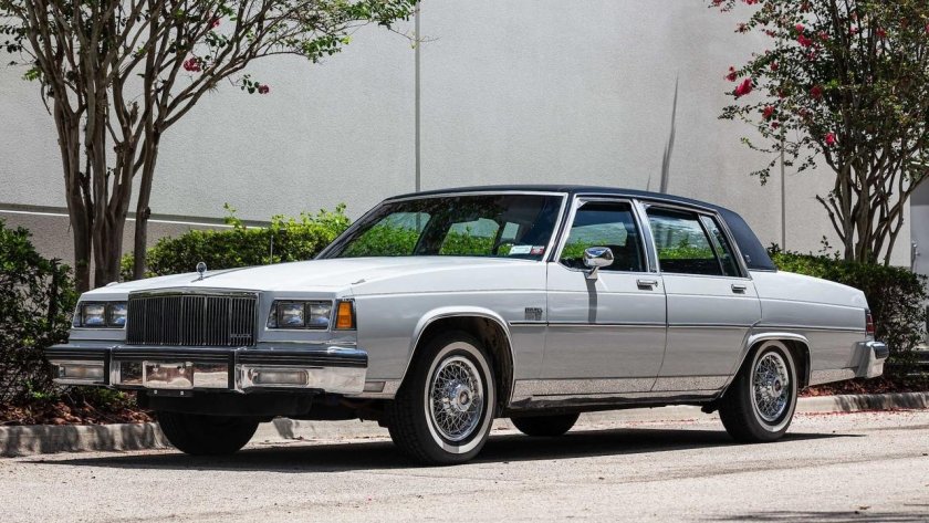 Buick Electra 1982