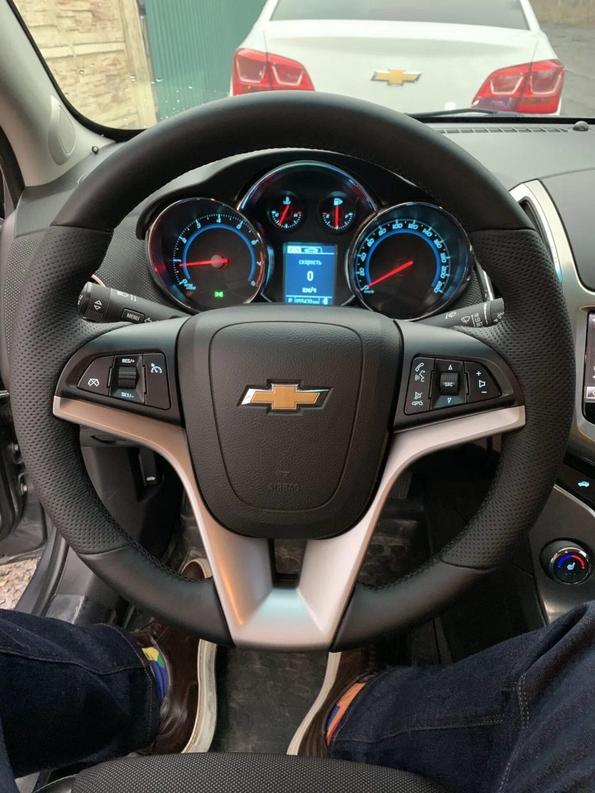 Перетянутый руль Шевроле Круз