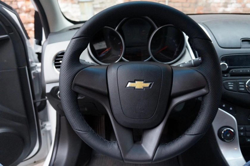 Руль chevrolet cruze 2012