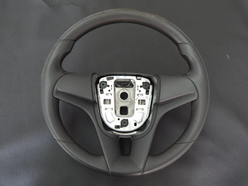 Шевроле Круз 2014 руль