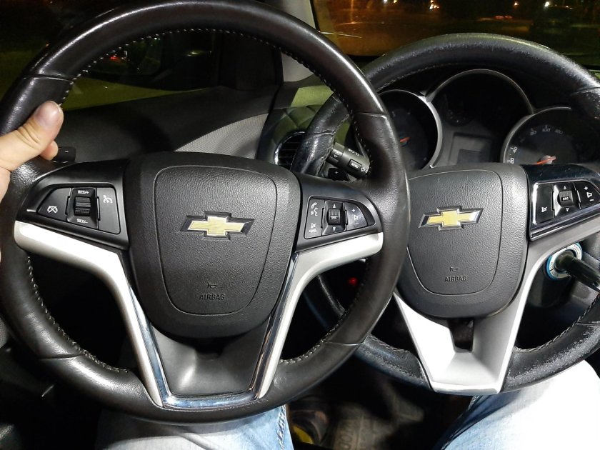 Руль Шевроле Круз 2013 год