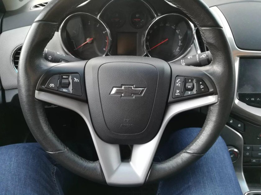 Руль Шевроле Круз 2013 год