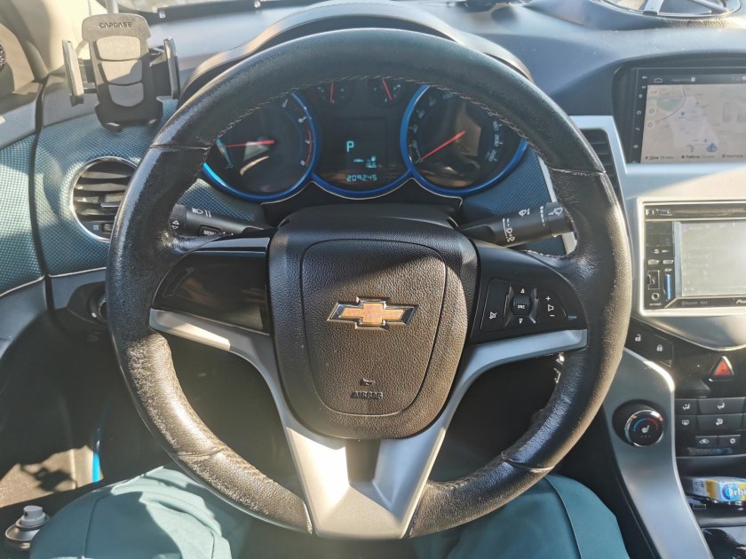 Insignia a пластиковый руль