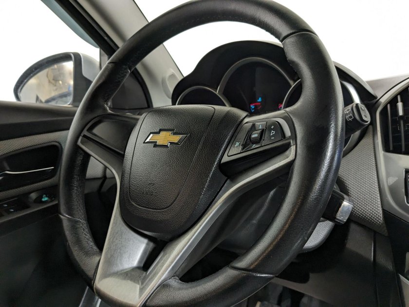 Оплетка на руль шевроле круз