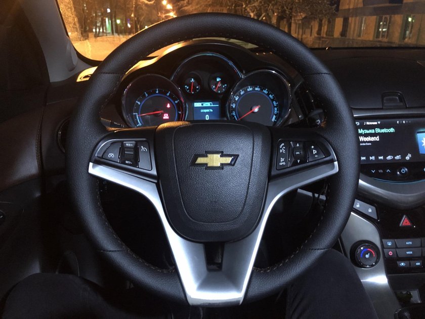 Шевроле круз руль
