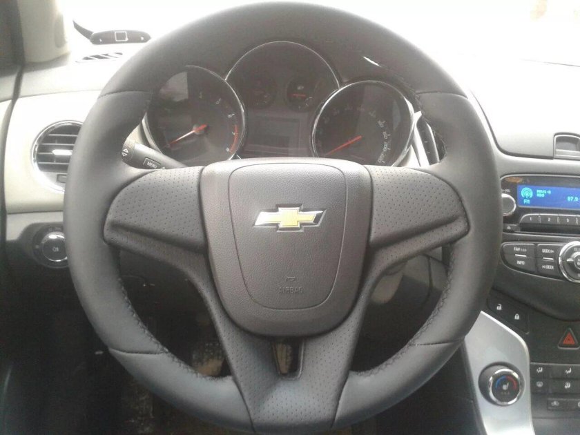 Руль Шевроле Круз база