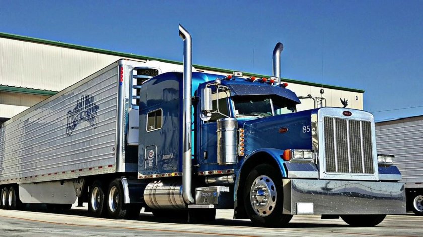 Тягач Петербилт 379