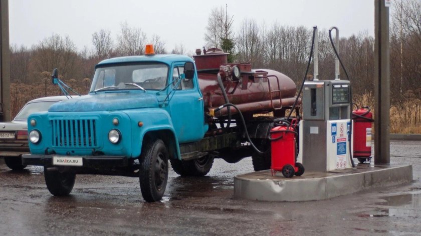 ГАЗ 52 топливозаправщик