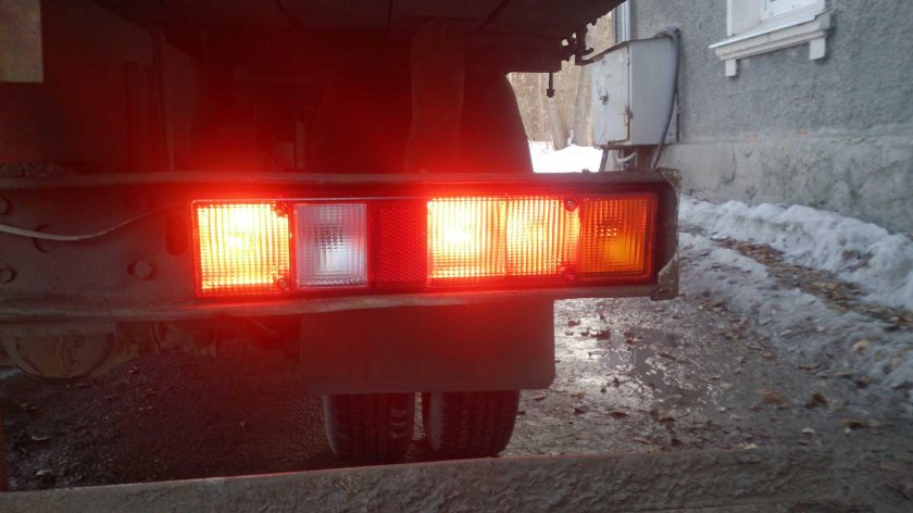 Стоп сигналы на Газель 3302