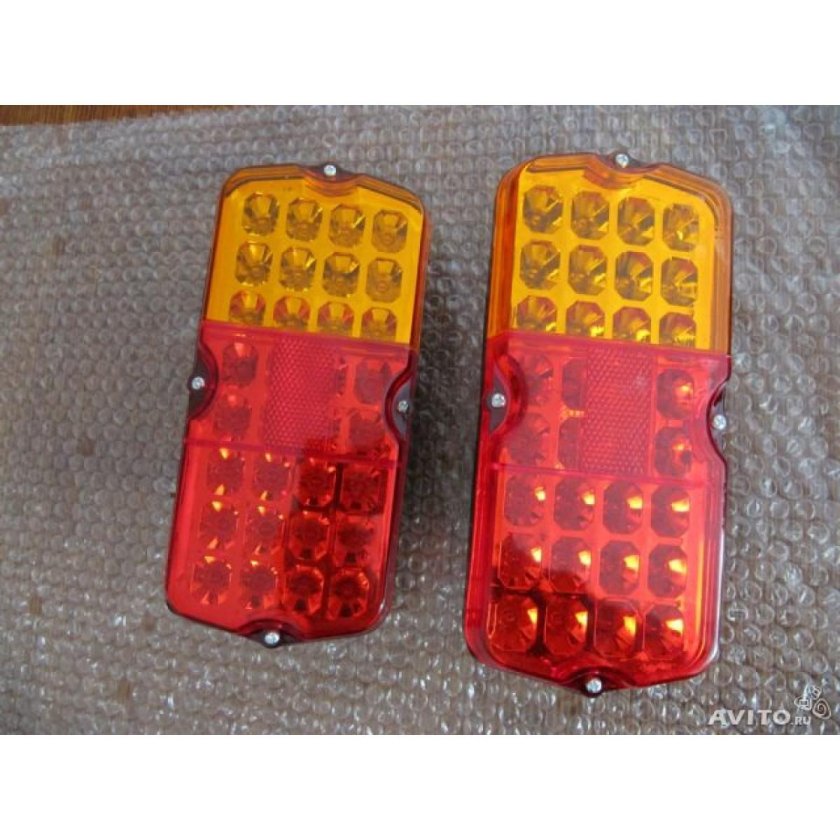 УАЗ 31512 задние фонари