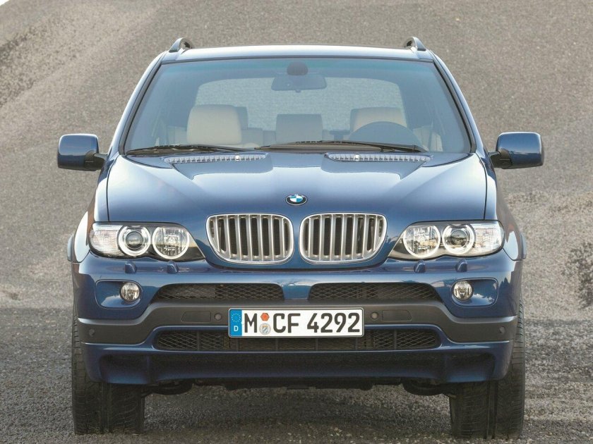 BMW x5 e53 2004