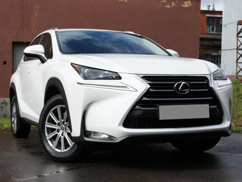 Лексус NX белый