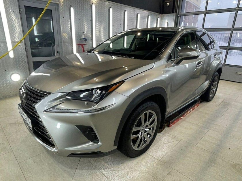 Lexus NX 2019