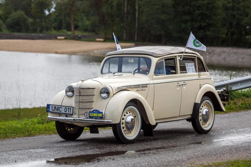 Москвич 400-420