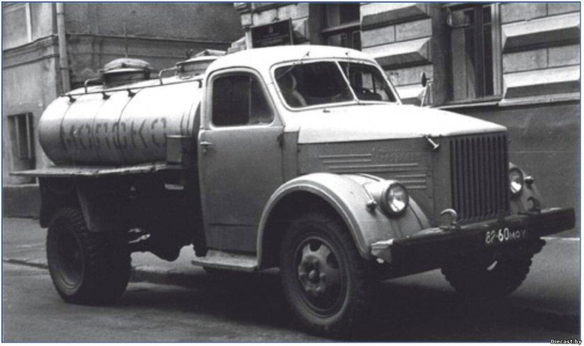 ГАЗ 51 молоковоз