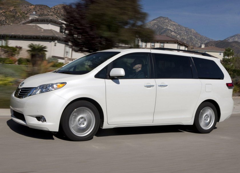 Toyota Sienna 2010